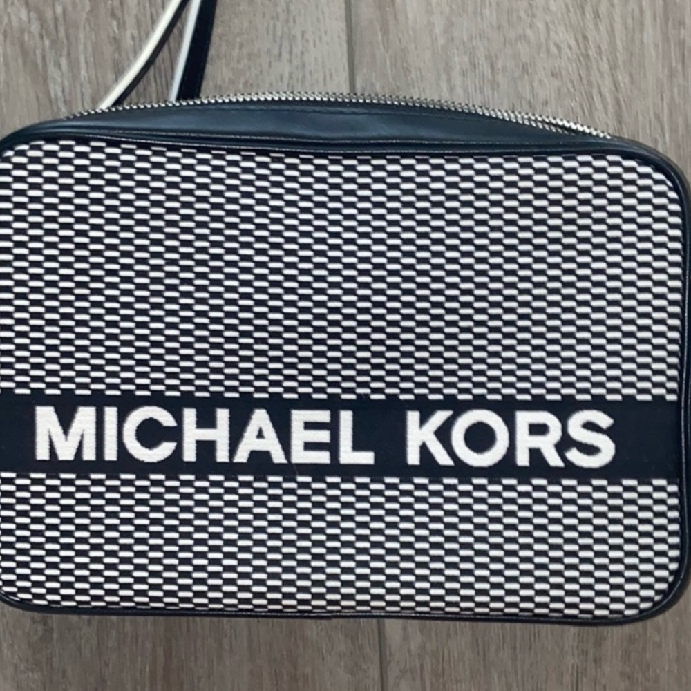 Michael Kors Black and White Crossbody Bag